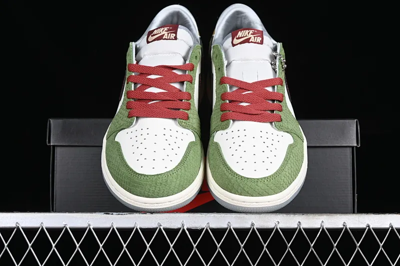 All categories Air Jordan Jordan series basketball shoes Air Jordan 1 Low Pure original Air Jordan 1 Low CNY "Year of the Drago" AJ1 Qiao 1 Year of the Dragon Limited Qinglong low-top cultural casual sneakers FN3727-100